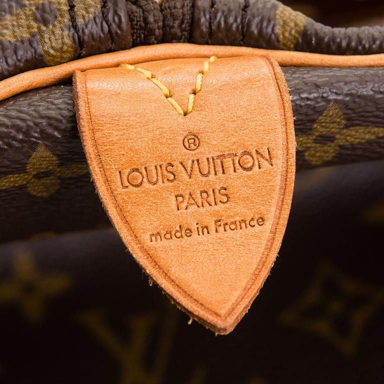 Louis Vuitton, A Monogram Canvas 'Keepall 60' Bag.