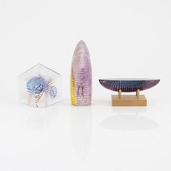 Bertil Vallien, a group of three glass sculptures, Kosta Boda.