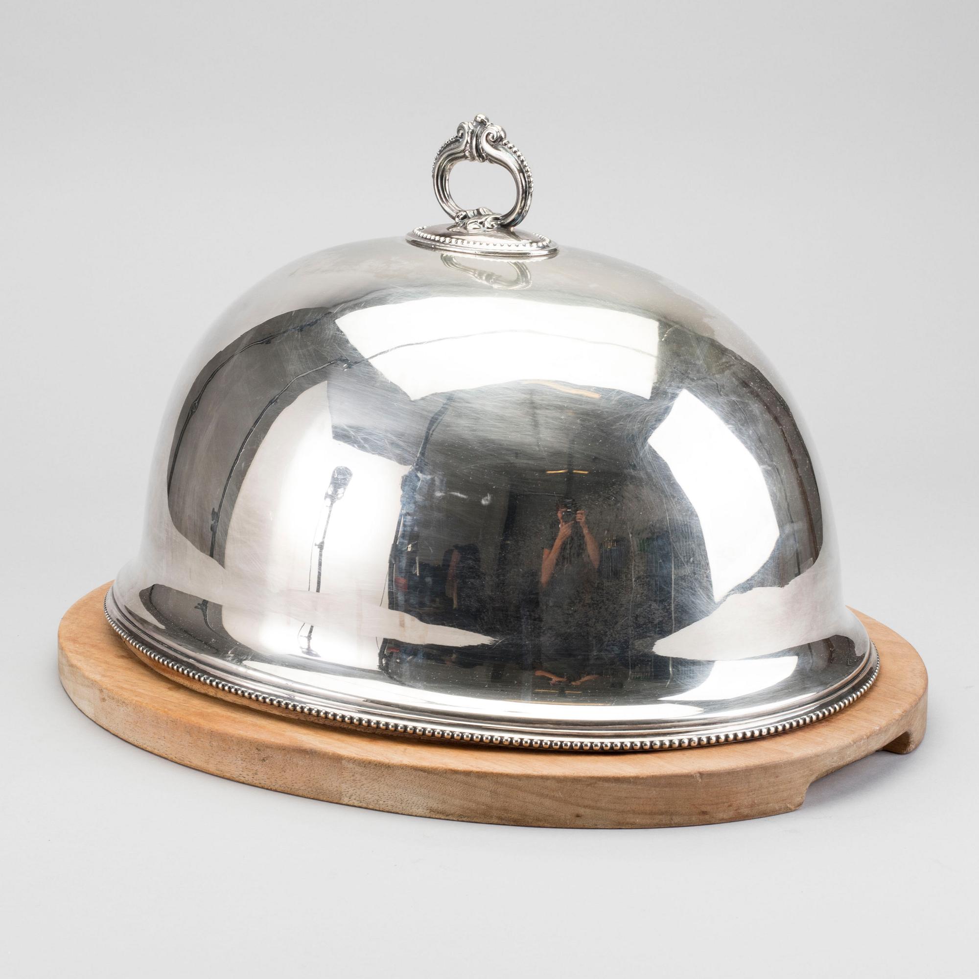 A early 20th century electroplated cover from Sheffield.