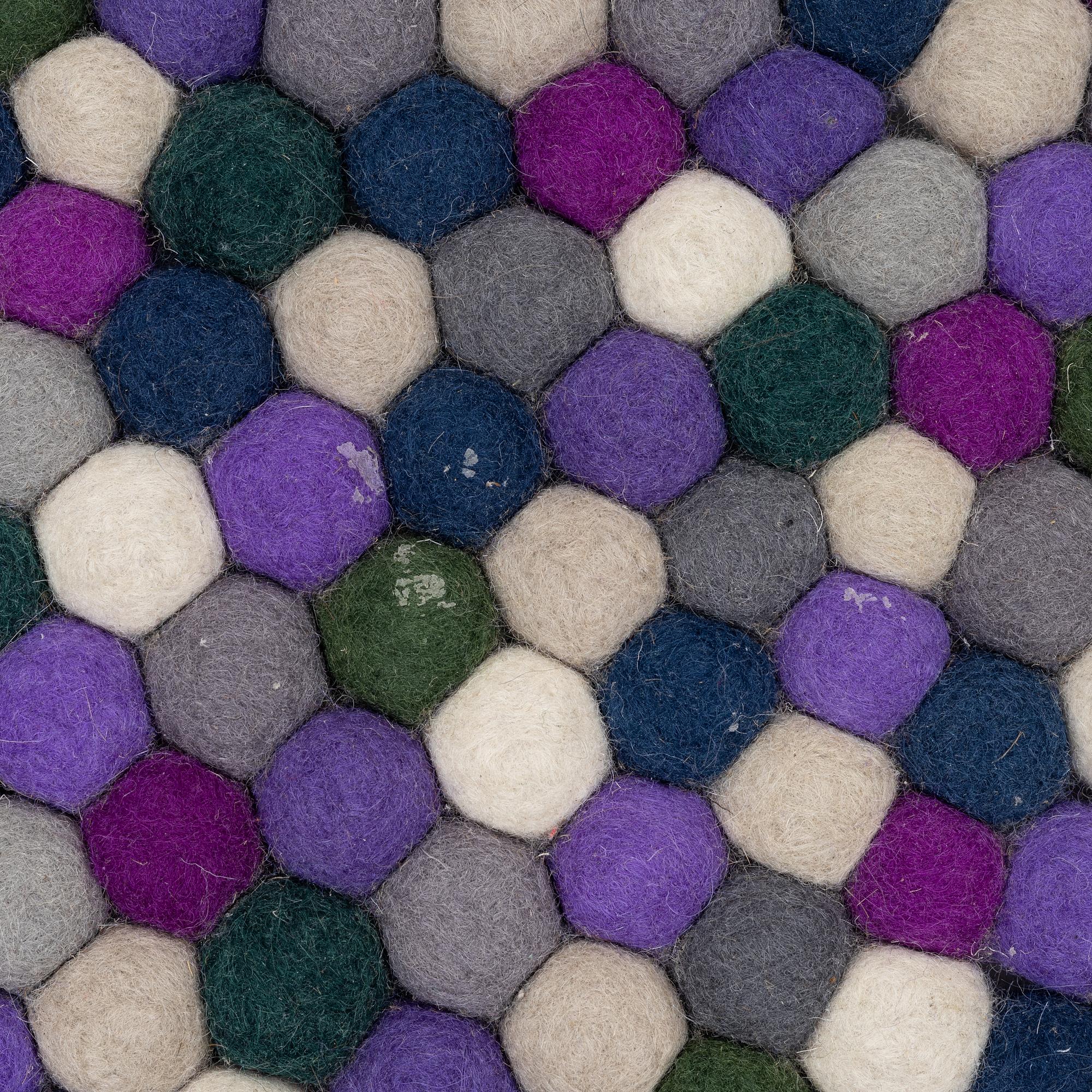 Rug, "Pinocchio", Hay, diameter 143 cm.