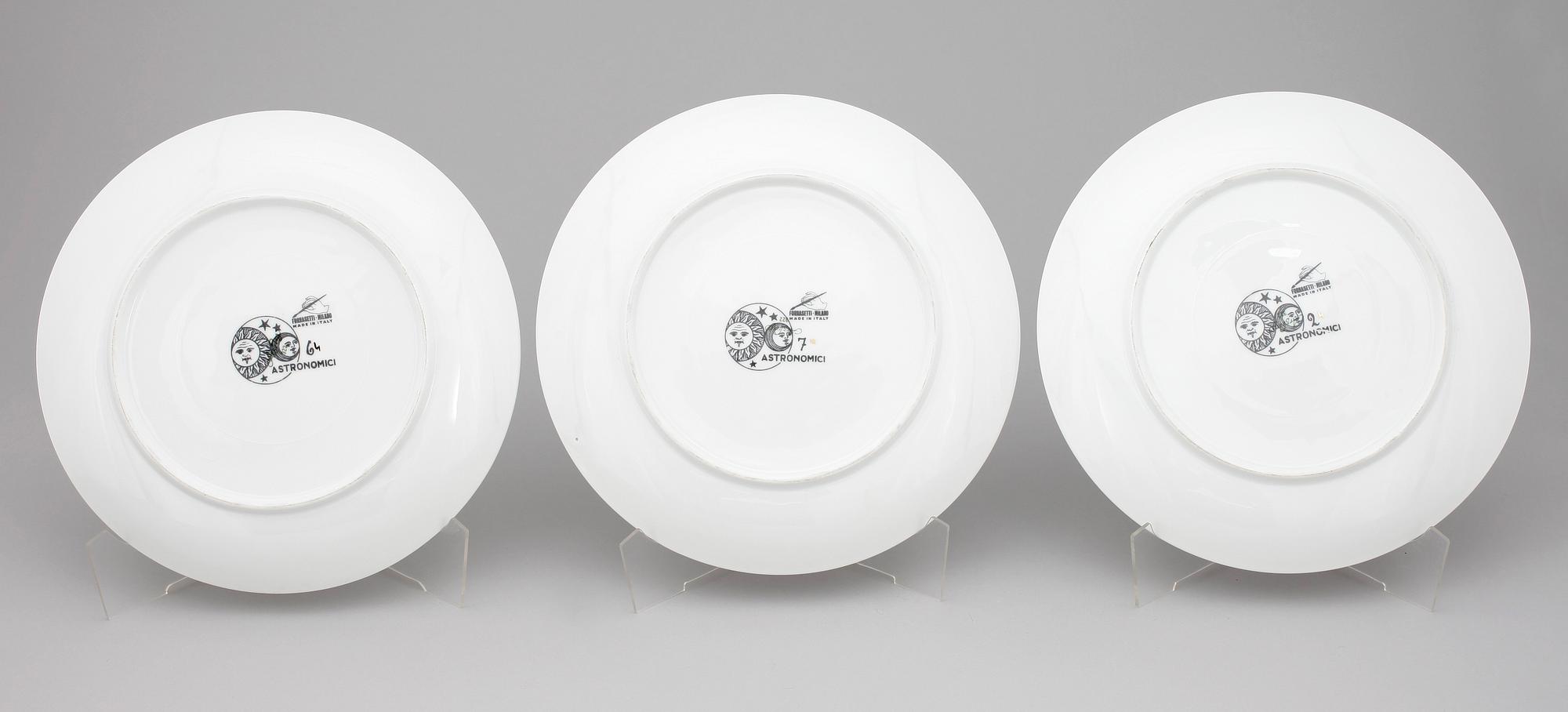 TALLRIKAR, 6 st, porslin, "Astronomici", Fornasetti, 1900-talets andra hälft.