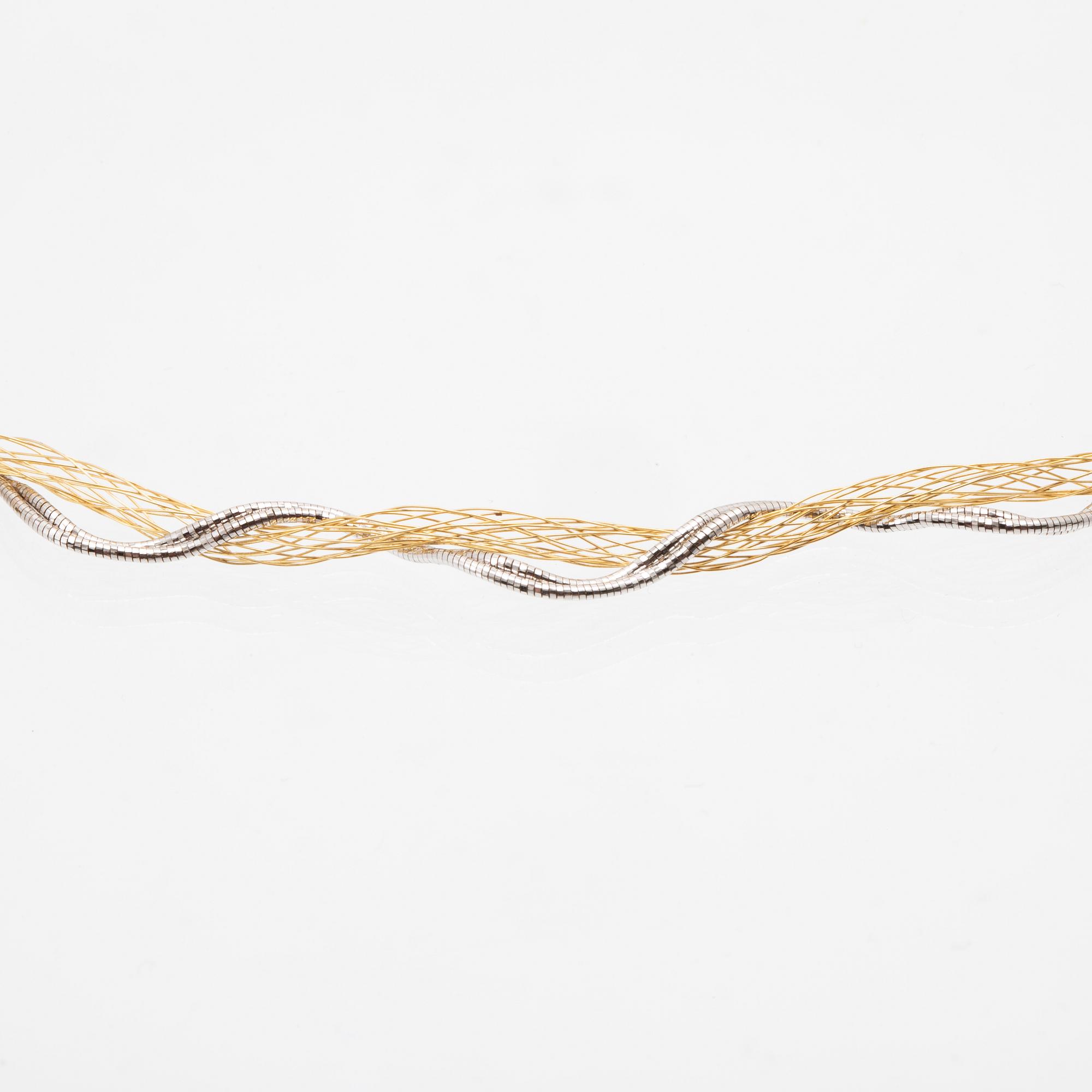An 18K white and red gold necklace.