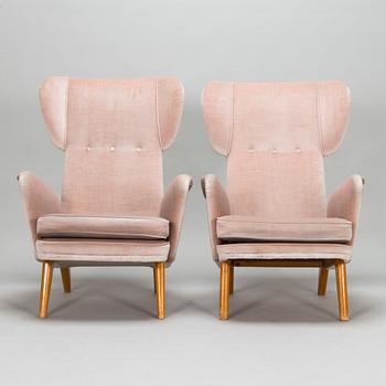 Carl Gustaf Hiort af Ornäs, a pair of 1940s armchairs for Hiort Tuote Puunveisto, Finland.