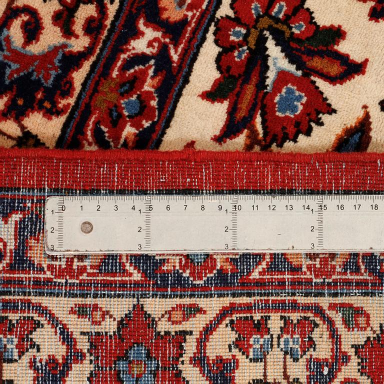 MATTA, Isfahan, 397 x 271 cm.