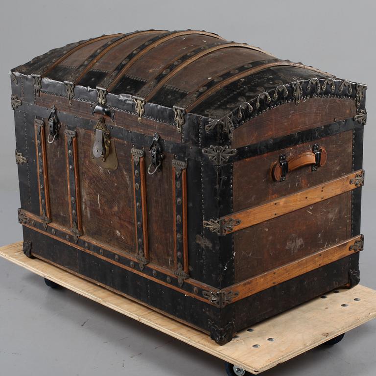KOFFERT, 1800-talets senare del.