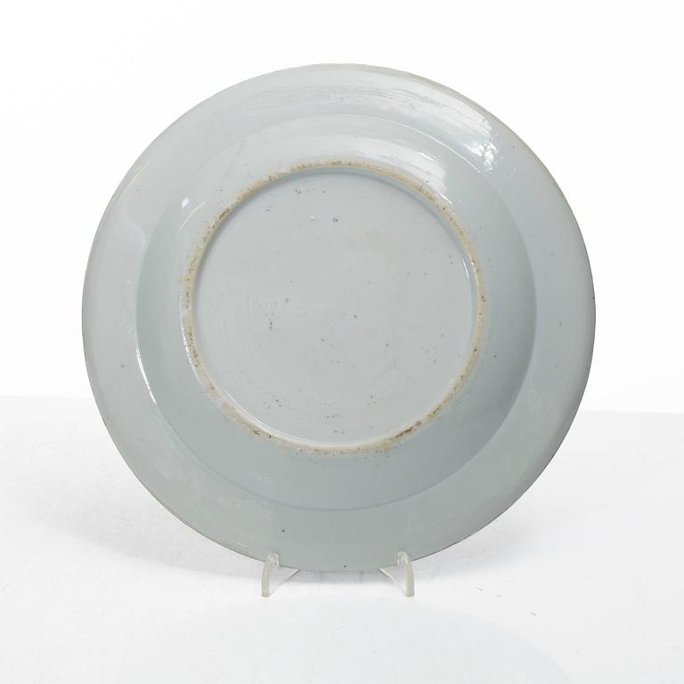 Tallrikar, ett par, porslin, Qingdynastin, Kangxi (1662-1722).