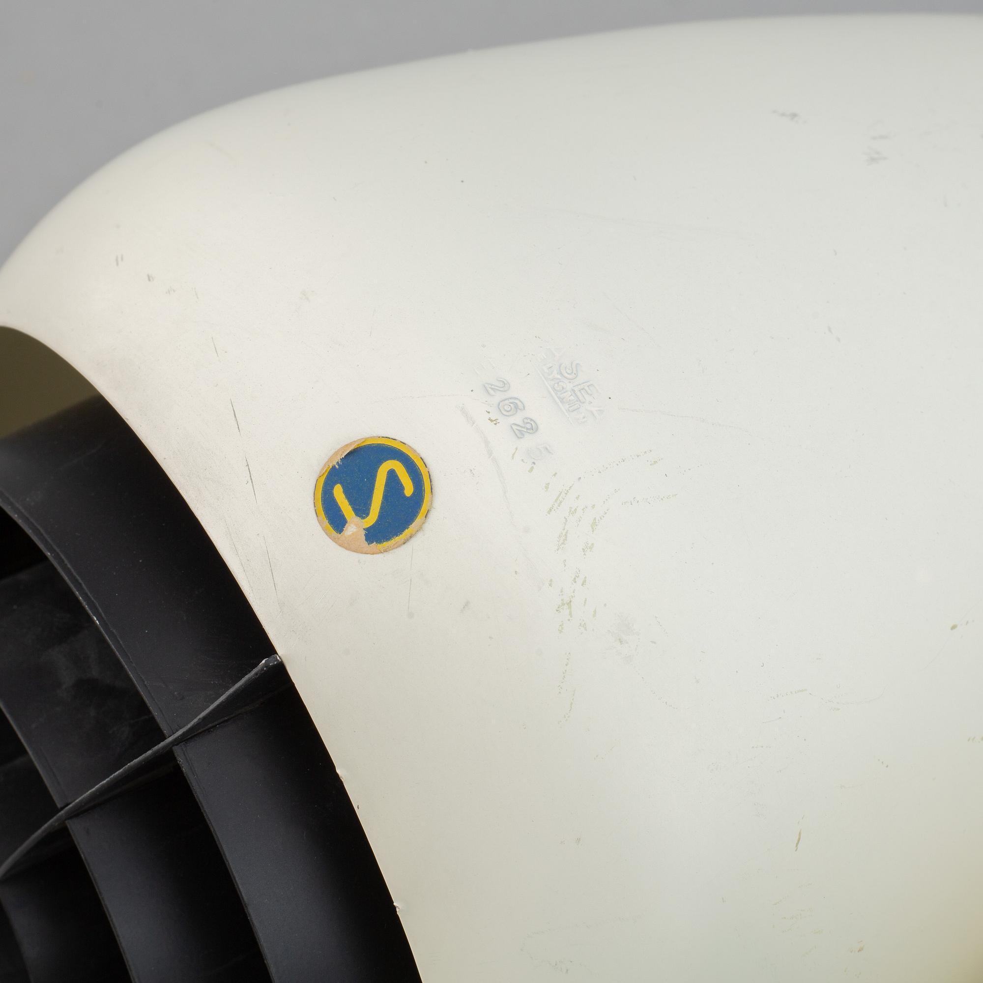 A pair of Asea wall lights, model 2625, second half of the 20th century.