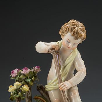 DOSA samt FIGURIN porslin, Meissen, Tyskland, tidigt 1800-tal resp 1900-tal.