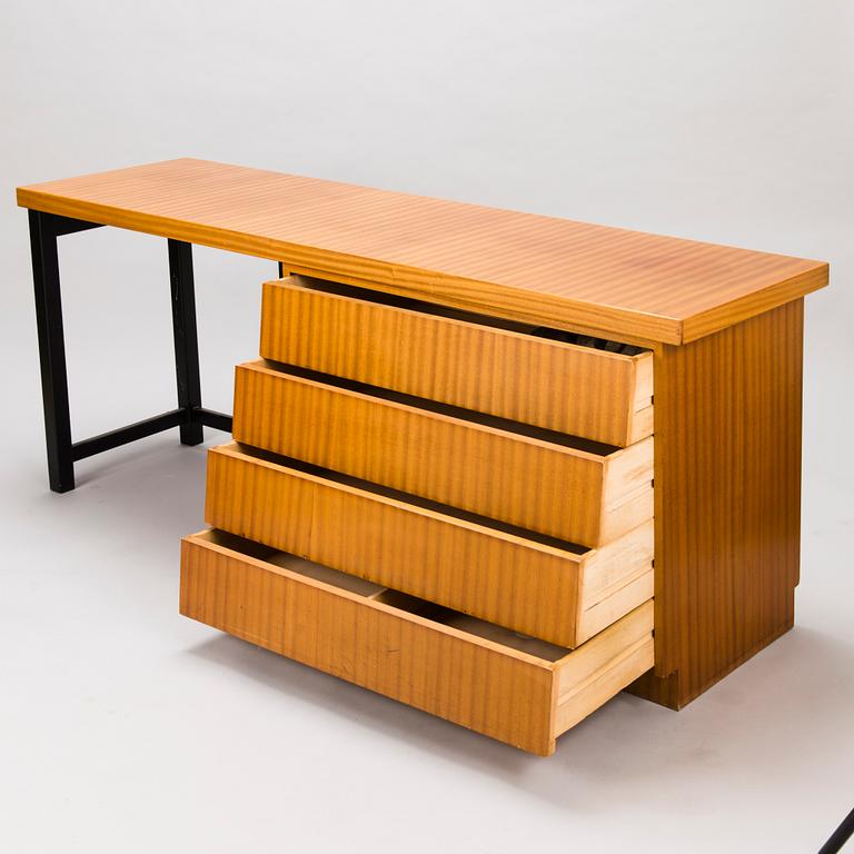 CARL GUSTAF HIORT AF ORNÄS, mid 20th century writing desk for HMN Huonekalu Mikko Nupponen.