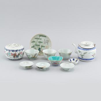PARTI PORSLIN, 8 delar, Kina, 1800- och 1900-tal.