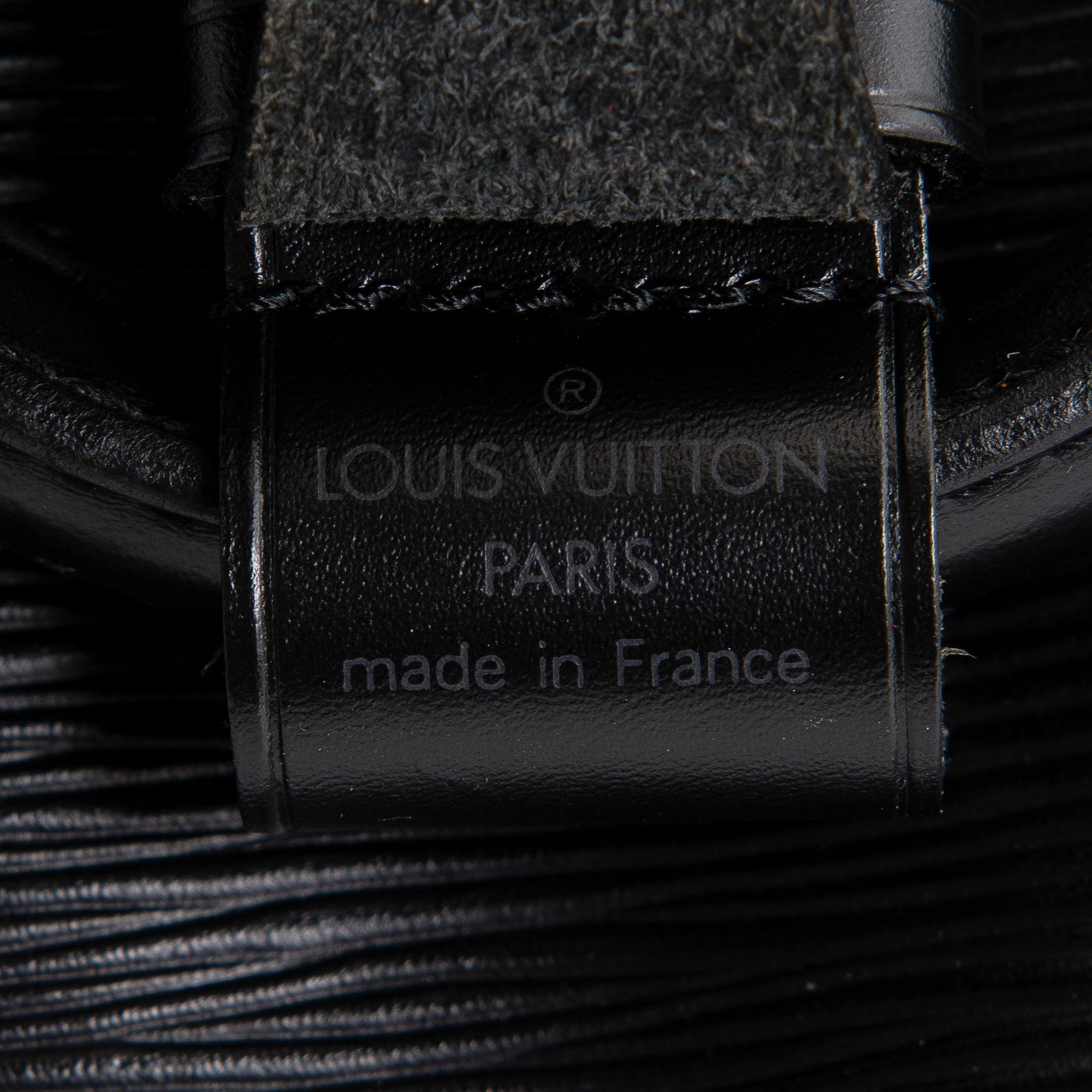 Louis Vuitton, "Keepall Epi 50", väska.