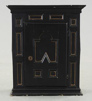 VÄGGSKÅP, barock, 1700-talets mitt.