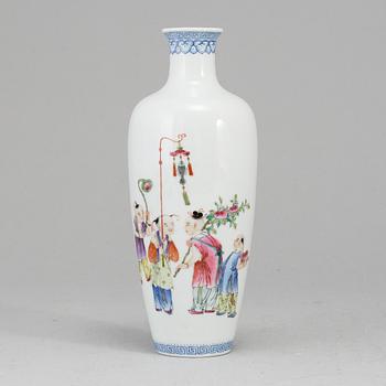 A Chinese famille rose vase, 20th century.
