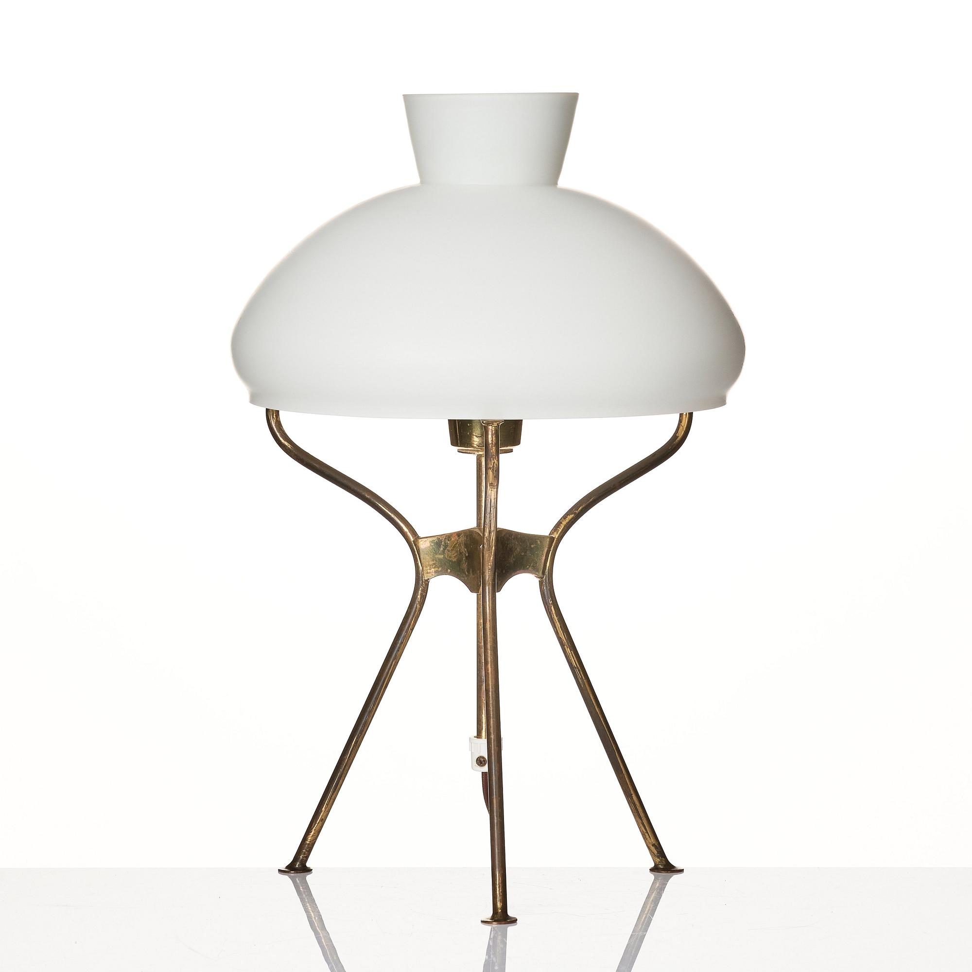 Bertil Brisborg, & Torsten Claeson (1893-1978), a table lamp, model, Triva "532-018", Nordiska Kompaniet, 1950s.