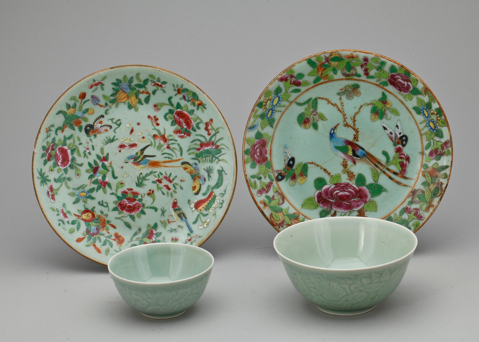 TALLRIKAR, 2 st samt SKÅLAR, 2 st, porslin, Kina, delvis 1800-tal.