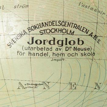 Jordglob 1900-talets första hälft.