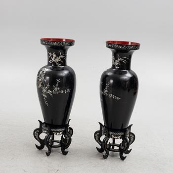 A pair of lacquer ware urns, Japan, early 20th century.