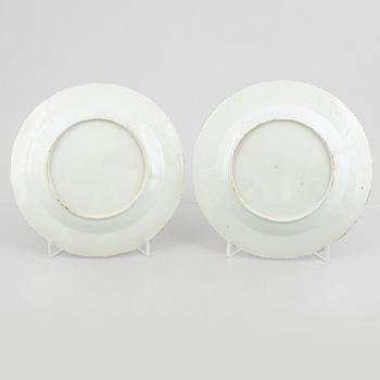 A pair of  Chinese blue and white export porcelain dishes, Qianlong (1736-95).