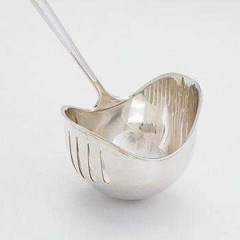 Ole Bent Petersen, a 1950s silver and teak punch ladle, Kultateollisuus, Åbo 1958.