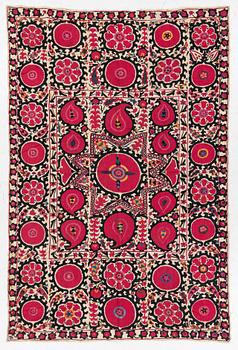 Semiantikt Suzani-broderi, Uzbekistan, ca 265 x 175 cm.