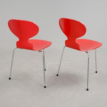 STOLAR, ett par, "Myran", Fritz Hansen, Danmark, 1900-talets andra hälft.