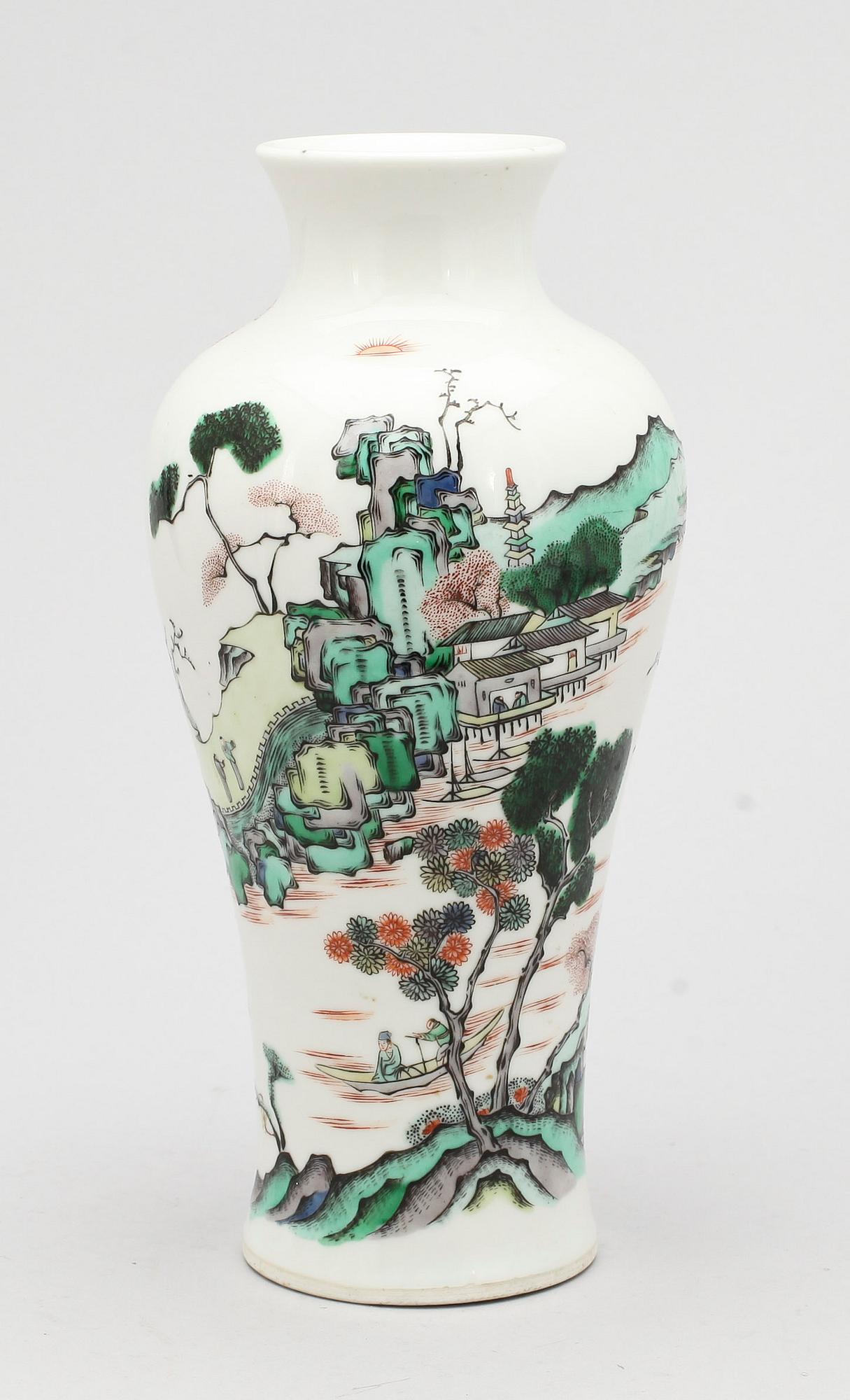 VAS, porslin, möjligen republik, Kina 1900-tal.