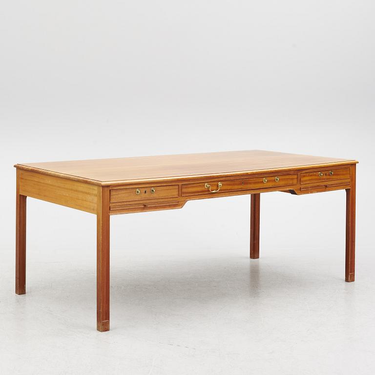 Kaare Klint, desk, journeyman work by Tage Pedersen, Rud Rasmussen, Denmark, 1969.