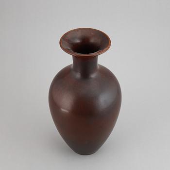 Gunnar Nylund, a stoneware vase for Rörstrand.