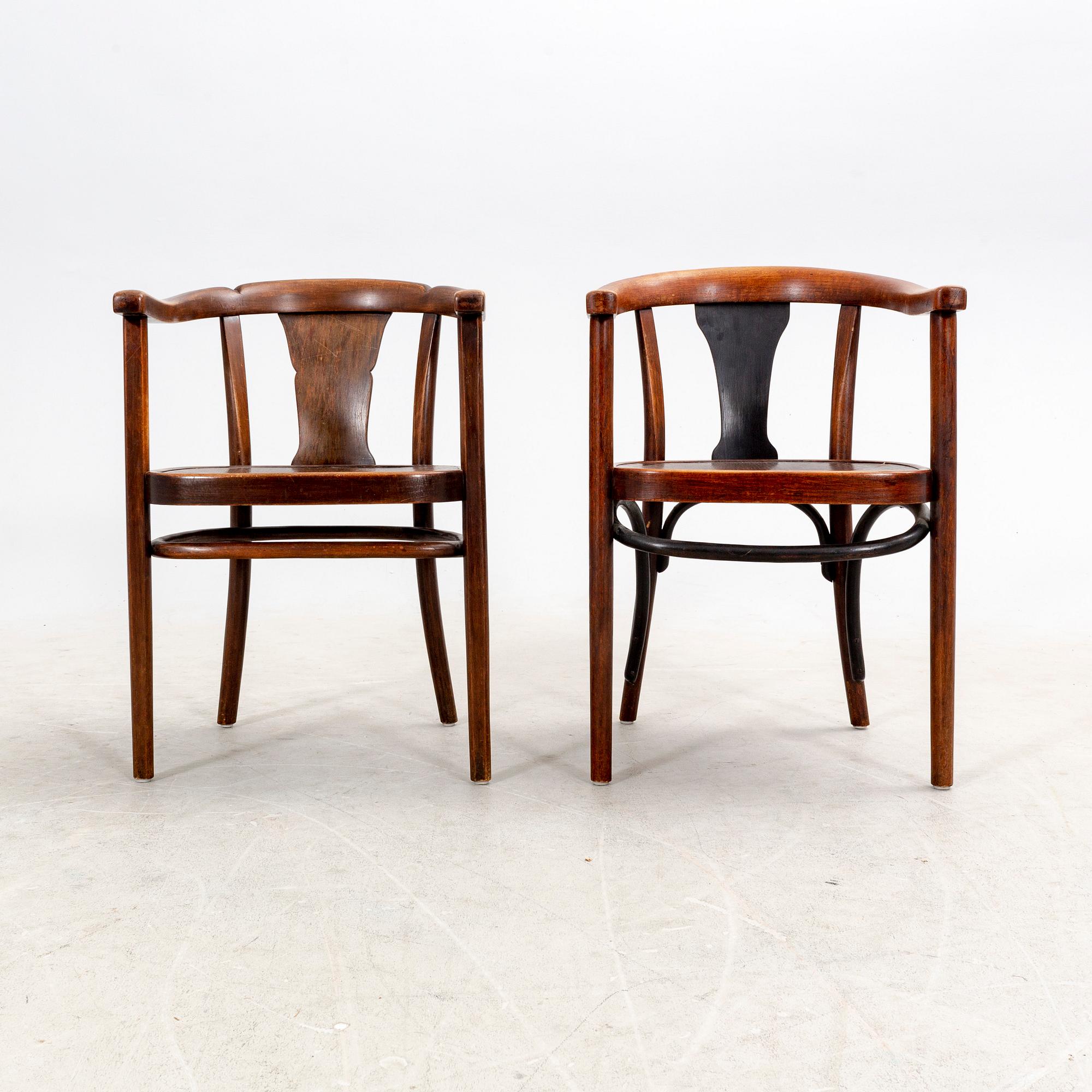 Karmstolar 4 st snarlika Thonet 1900-talets första hälft.