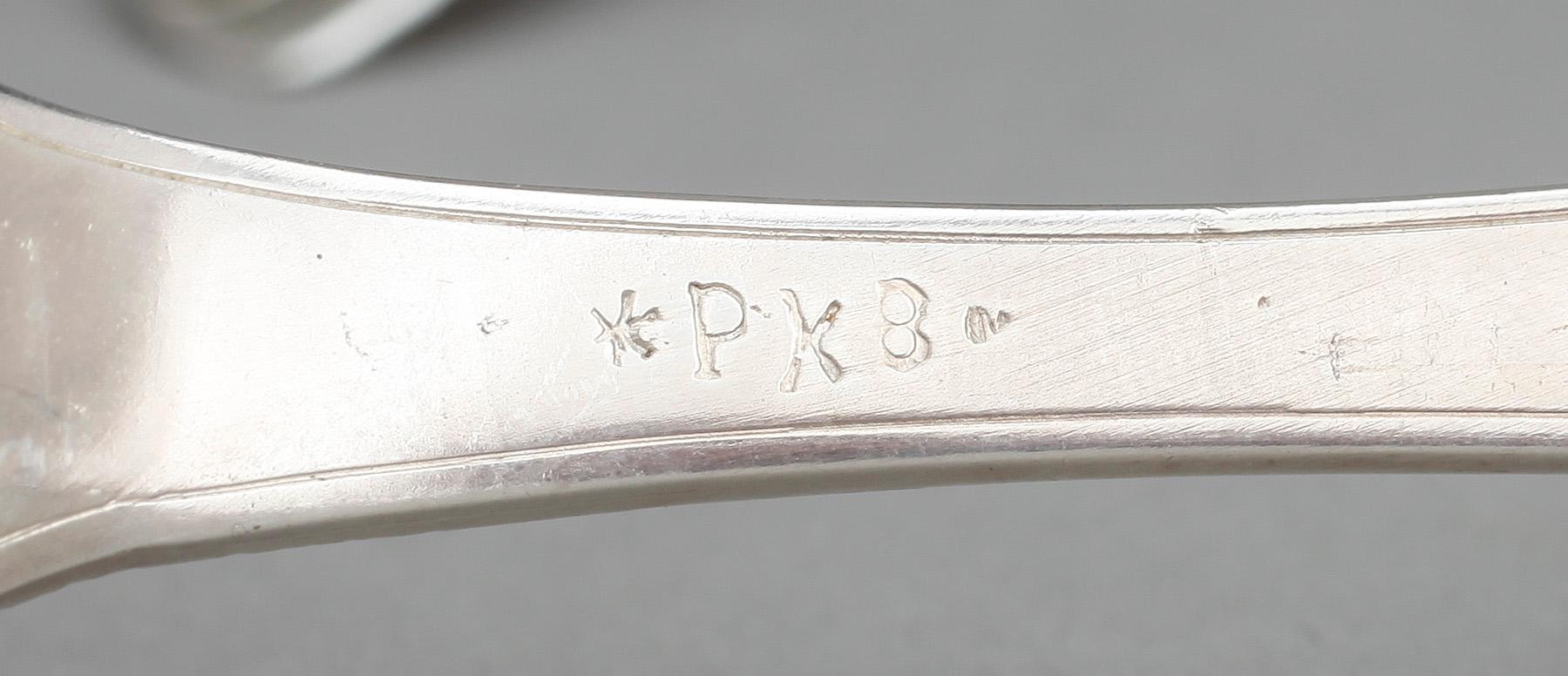 SKEDAR, 9 st, silver, troligen 1800-talets slut samt 1900-tal. Vikt ca 395 g.
