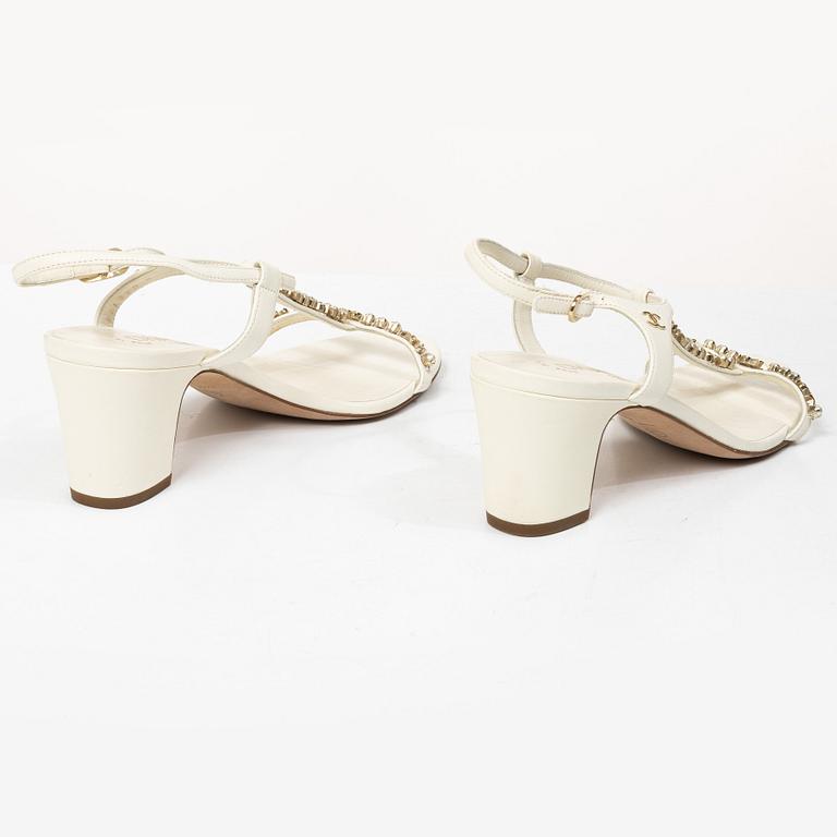 Chanel, sandals, size 39.