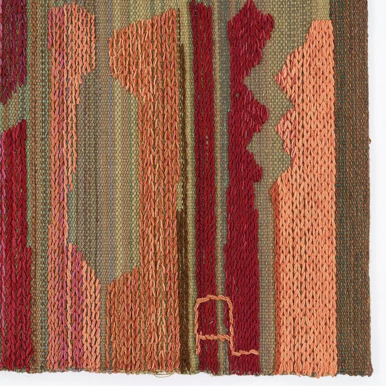 Alice Lund, A TAPESTRY. Flat weave with soumak technique. 128  x 167 cm. Signed AL and embroidered AL _ SW 1962 at the lining.