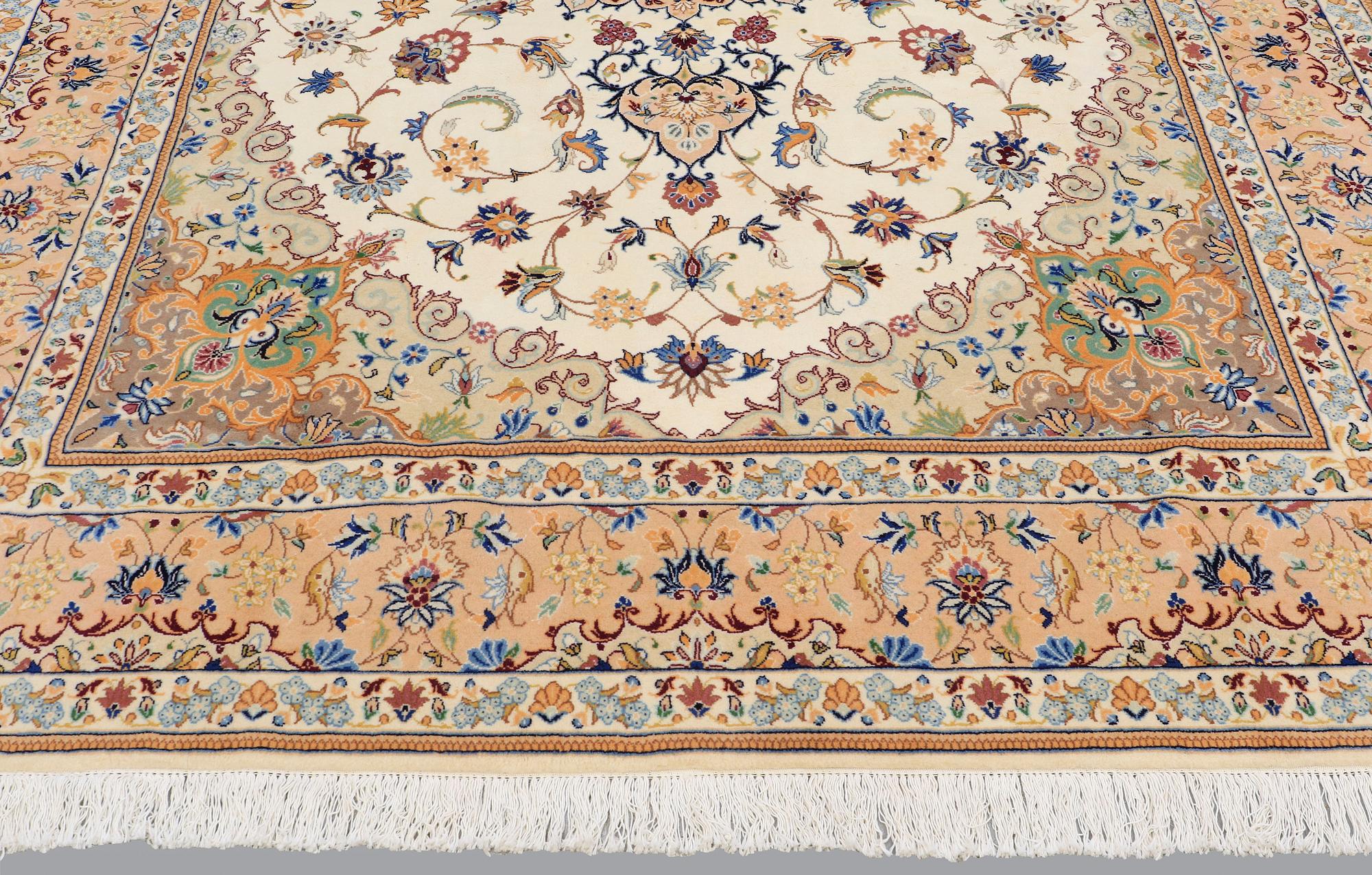 A carpet, Tabriz, ca 385 x 247 cm.