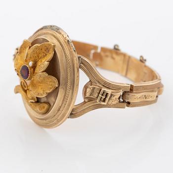Bracelet, 14K gold with purple glass stone and seed pearl, 19th century,
