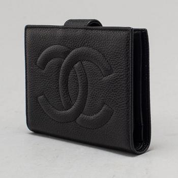 CHANEL, a caviar leather wallet, 1997-9.