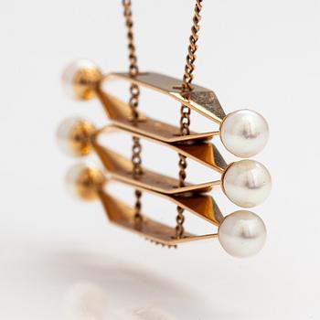 Elis Kauppi, A 14K gold and cultured pearls necklace. Kupittaan kulta, Turku.