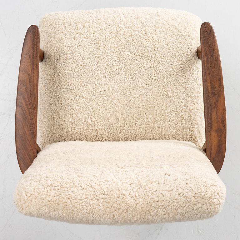 A pair of armchairs, second half of the 20th century.