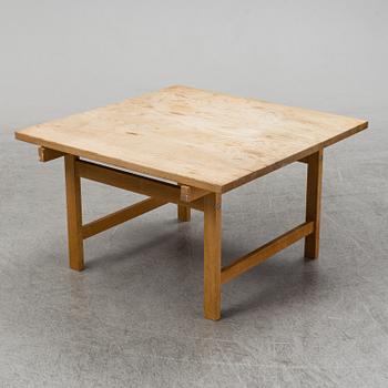 HANS WEGNER, a coffee table, PP Möbler, Denmark.