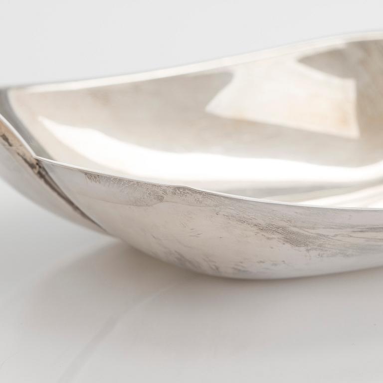 Tapio Wirkkala, silver bowl model TW 58, Kultakeskus, Hämeenlinna, 1956.