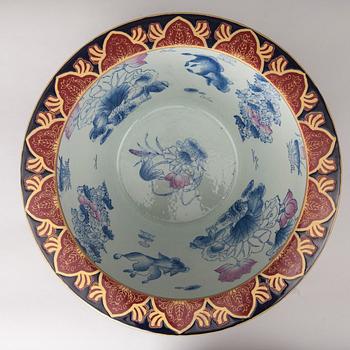 KRUKA, porslin, Kina, 1900-tal.
