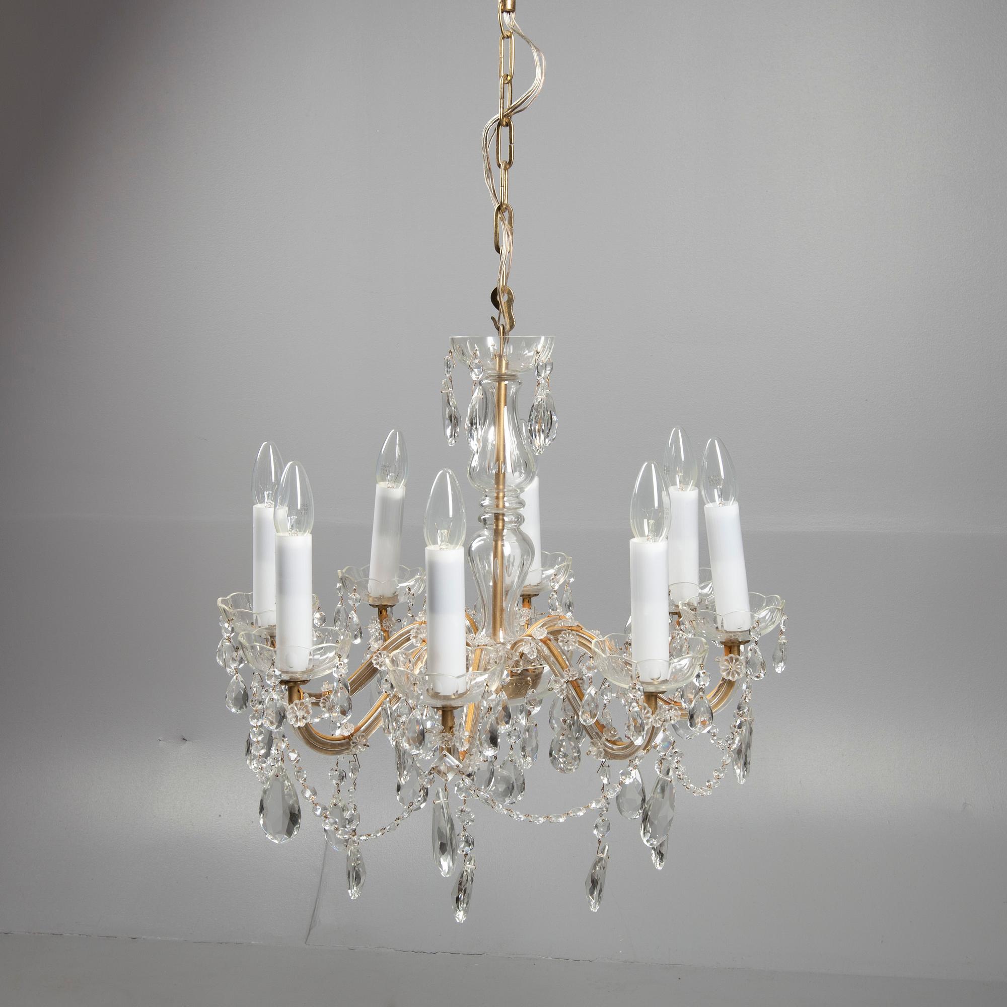 TAKKRONA, glas, Maria Teresia, 1900-talets andra hälft. Tot.  höjd 85 cm.