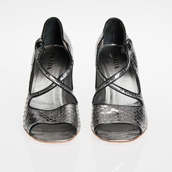 KENGÄT, Prada.