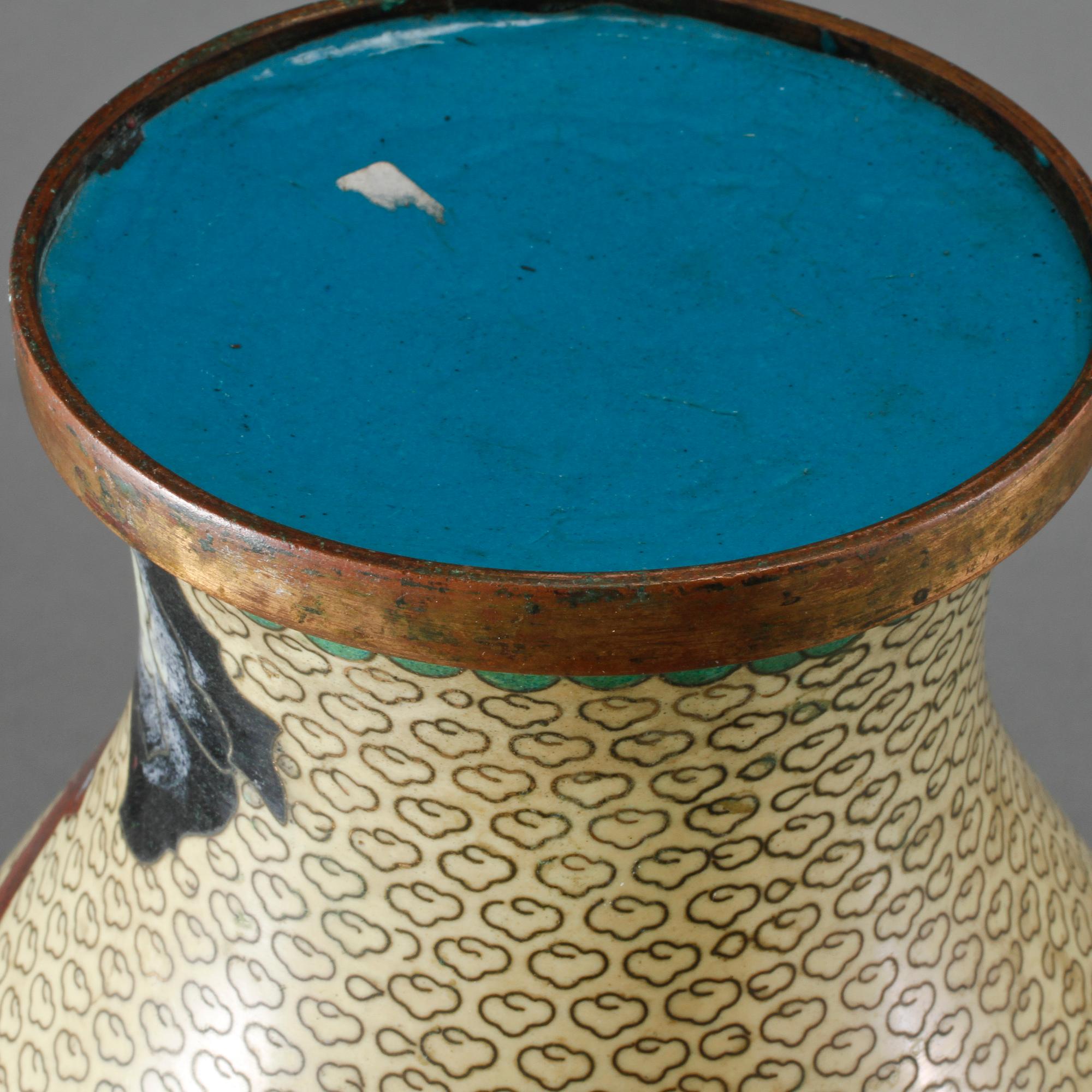 VAS, orientalisk, cloissoné, tidigt 1900-tal.