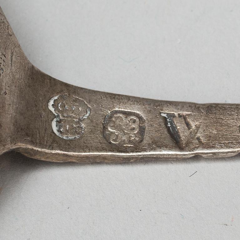 BRÄNNVINSSKED,  Peter Björkman, Karlskrona, (1718-1753). Vikt ca 30g.