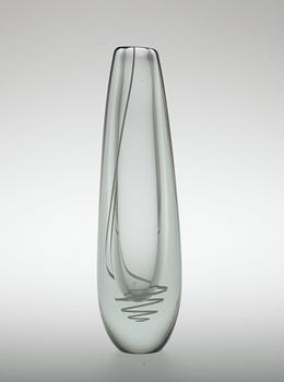 Gunnel Nyman, A VASE.