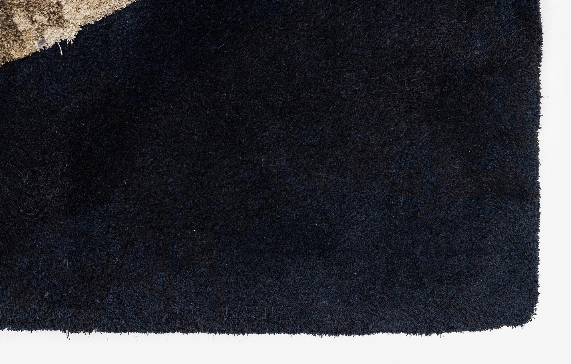 Denise Grünstein, a hand tufted 'Halo' carpet, c. 290 x 274 cm,  Ferreira de Sá, Portugal.