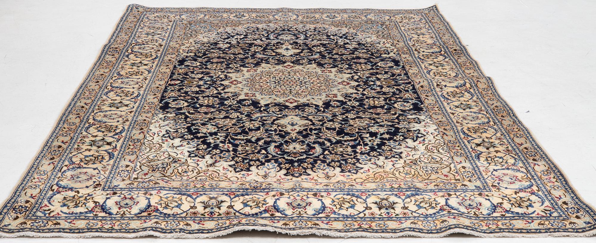 Rug, Nain, part silk, approx. 284 x 187 cm.