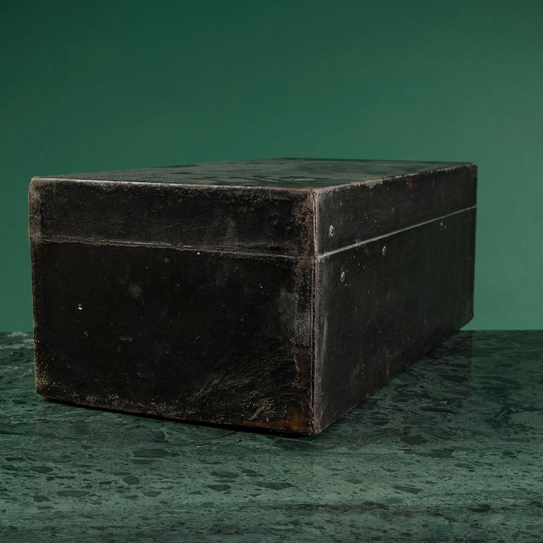 RESVÄSKA, Louis Vuitton.