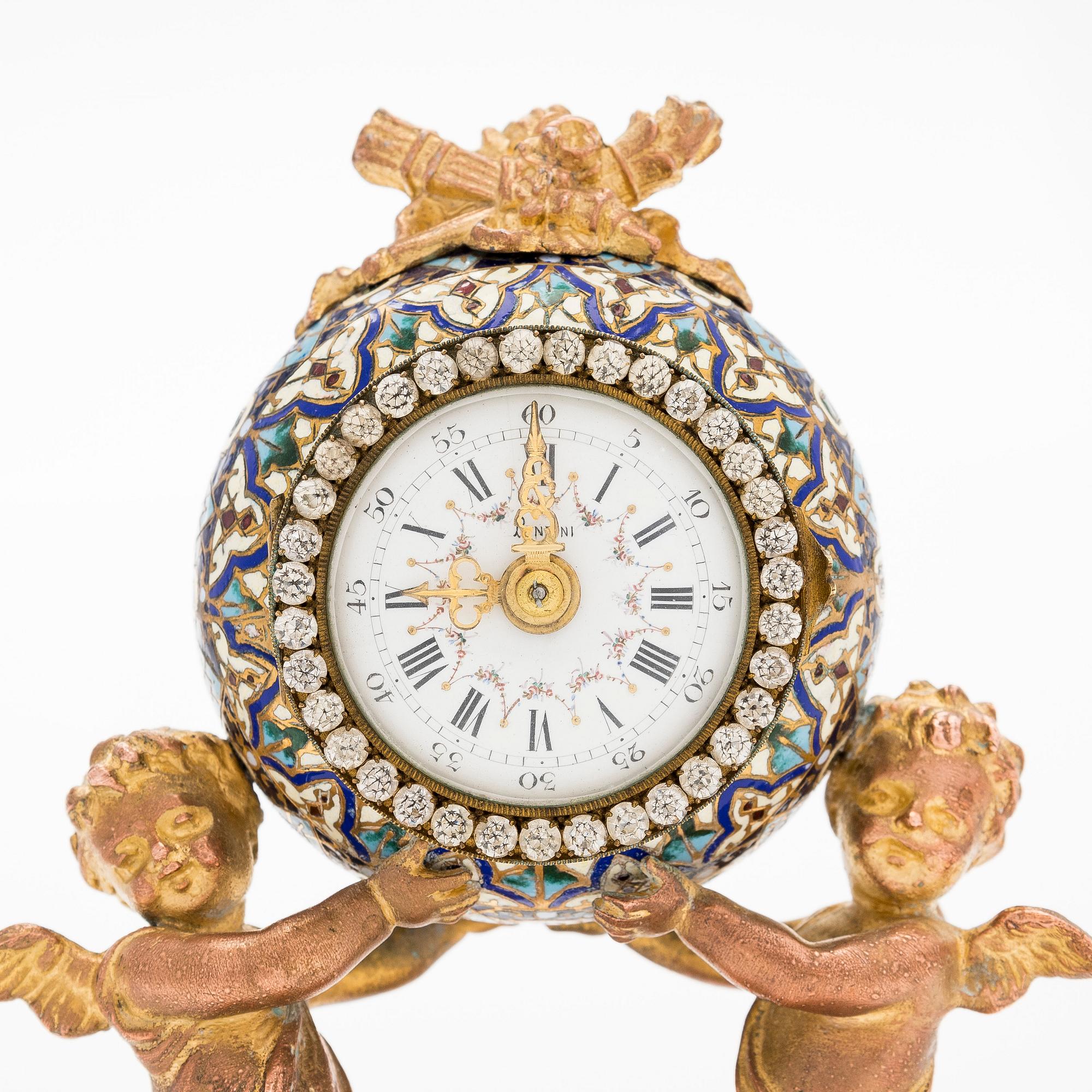 Pöytäkello, Louis XVI-tyyli, Pedrini noin 1900.