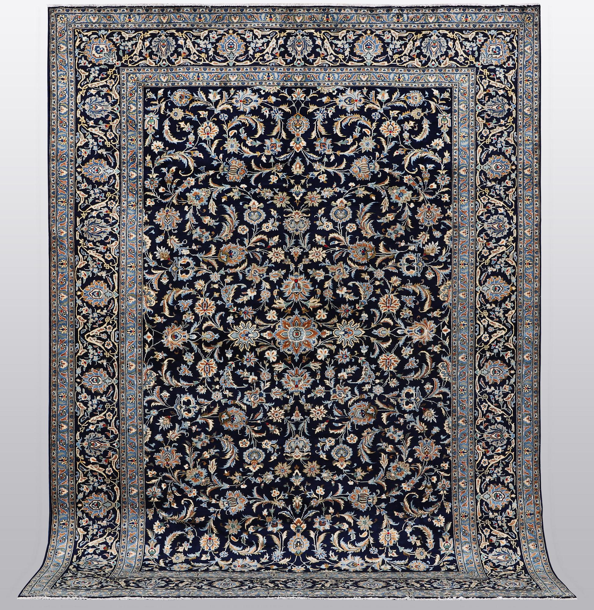 A carpat, Kashan signed Reza Torshi, ca 370 x 250 cm.